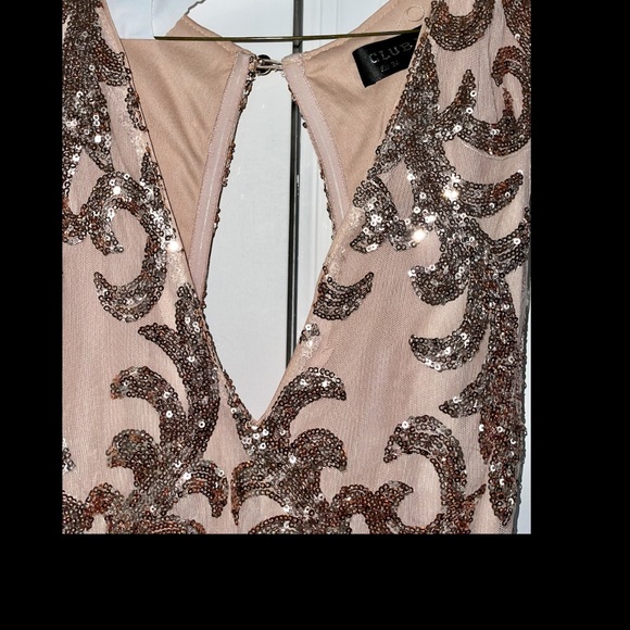 CLUB L Beautiful Sequined Dress! - Picture 4 of 8